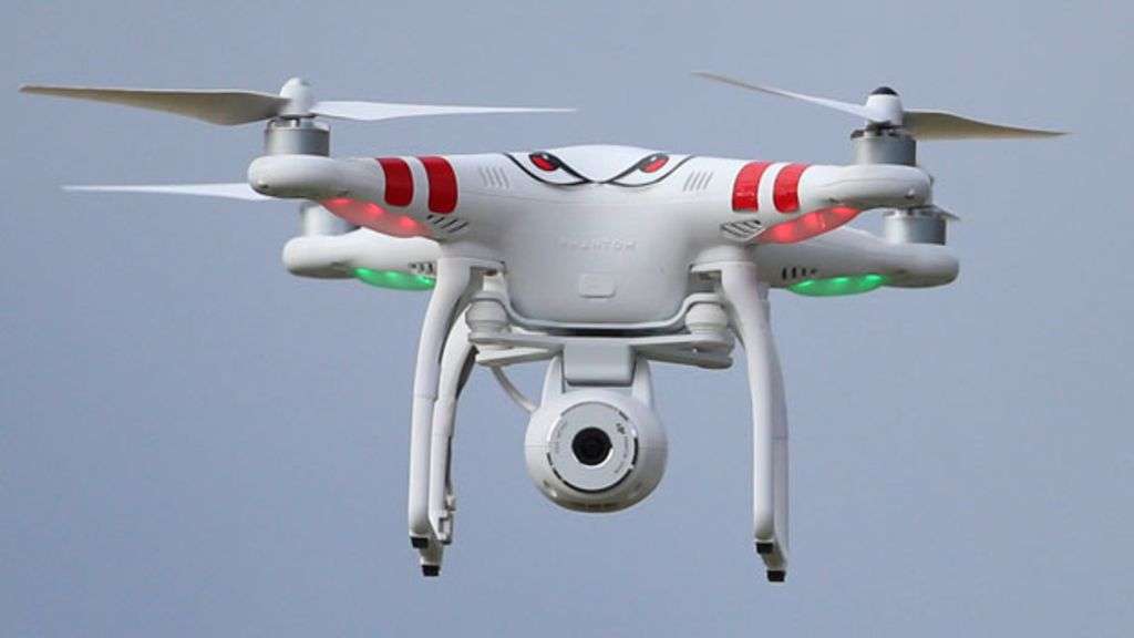 Δημοσίευση στο ΦΕΚ: Οι όροι και προϋποθέσεις για να αποκτήσει κάποιος άδεια χειριστή drone